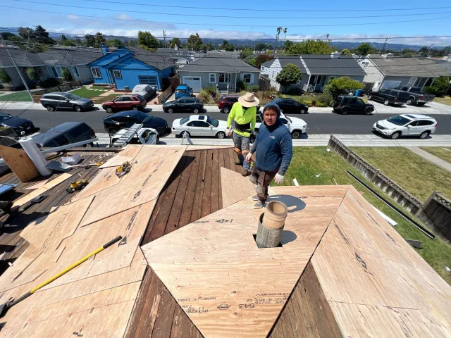 Image accompanying a ROOF EXPRESS Field Note about roofing for San Mateo, California.