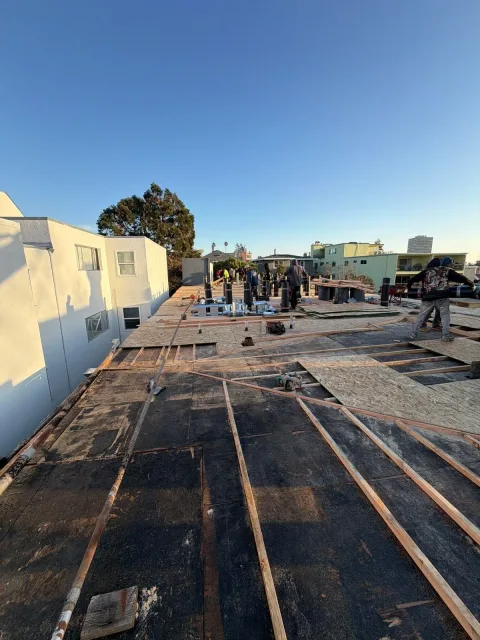 Image accompanying a ROOF EXPRESS Field Note about roof repair for Oakland, California.