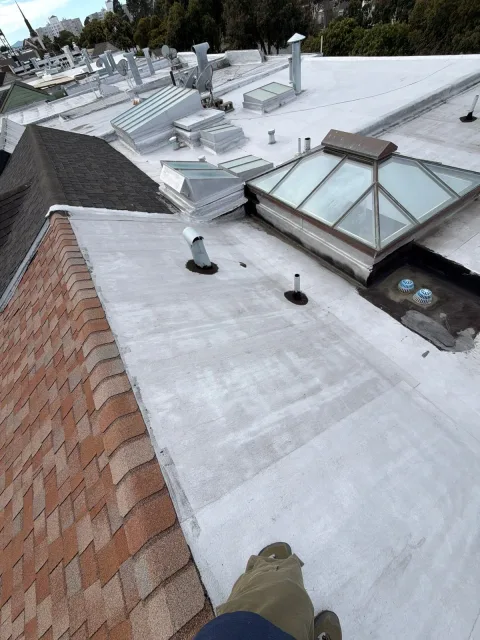 Image accompanying a ROOF EXPRESS Field Note about roofing for San Francisco, California.