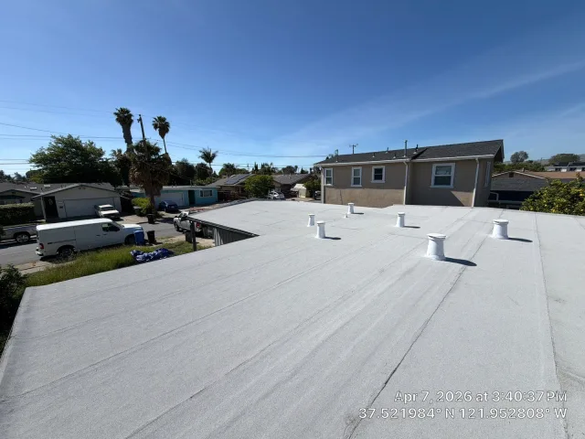 Image accompanying a ROOF EXPRESS Field Note about flat-roofing service for Fremont, California.