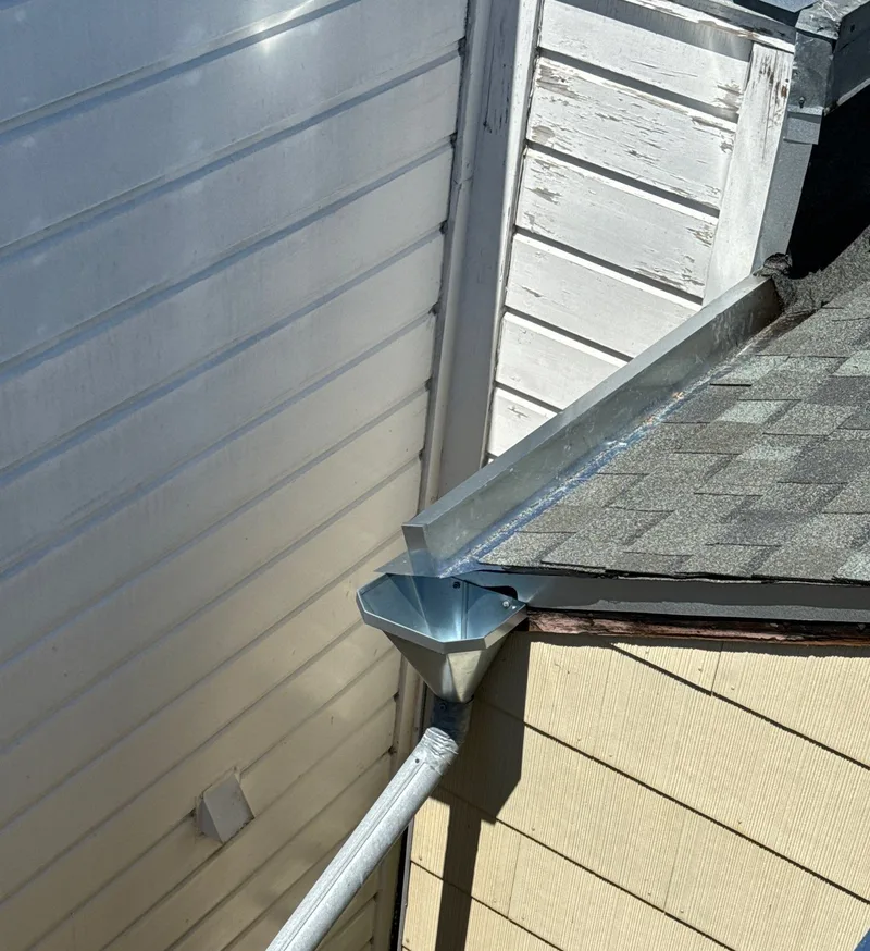 Gutter service Project Photo — San Francisco, CA ROOF EXPRESS photo from a gutter service project in San Francisco, California.